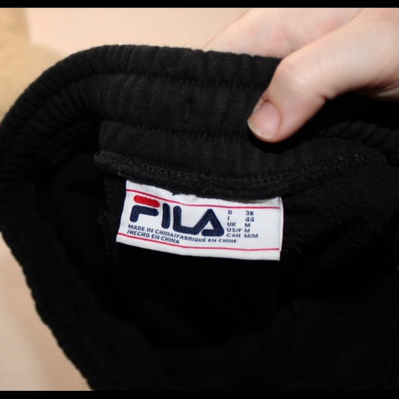 Fila sweatpants - Picture 3 of 3